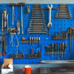 バックミラーの適切な調整と交換手順